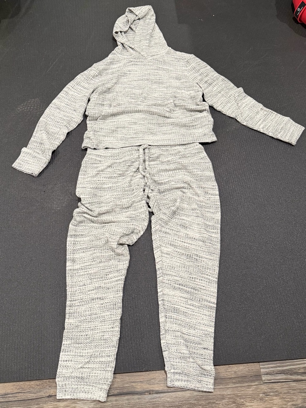 Beyond Yoga Heather Gray Knit Hoodie & Jogger Set Size M
